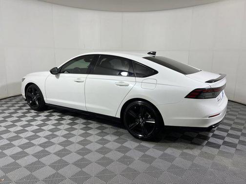 2023 Honda Accord Hybrid Base