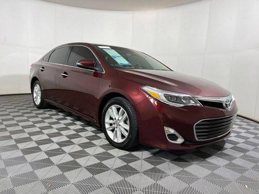 2013 Toyota Avalon XLE