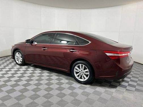 2013 Toyota Avalon XLE
