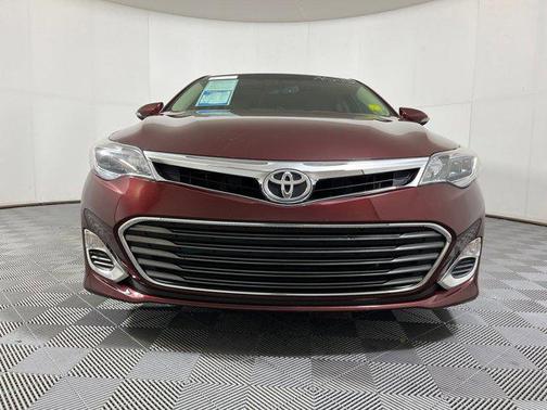 2013 Toyota Avalon XLE