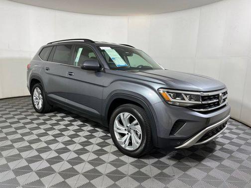 2022 Volkswagen Atlas 3.6L SE w/Technology