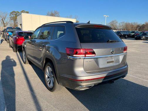 2022 Volkswagen Atlas 3.6L SE w/Technology