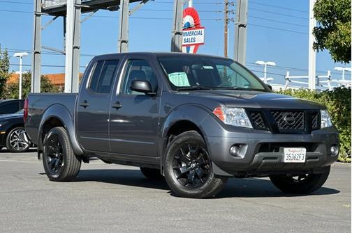 2021 Nissan Frontier SV
