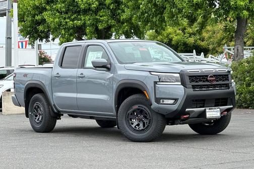 Boulder Gray Pearl 2026 Nissan Frontier PRO-4X