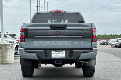 Boulder Gray Pearl 2026 Nissan Frontier PRO-4X