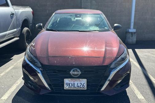 Garnet Pearl Metallic 2024 Nissan Altima 2.5 SV