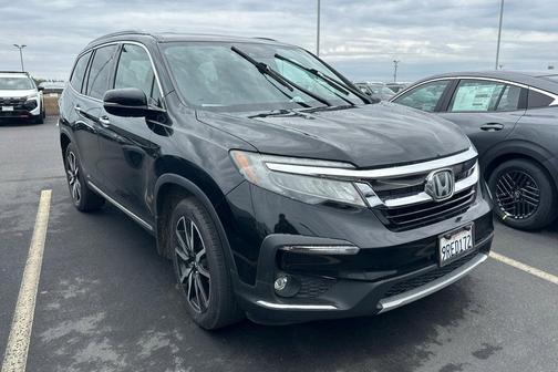 Black 2021 Honda Pilot Touring 8-Passenger