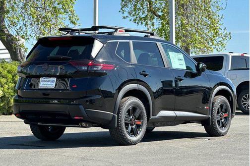 Super Black 2026 Nissan Rogue Rock Creek
