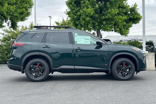 Obsidian Green 2026 Nissan Rogue Rock Creek