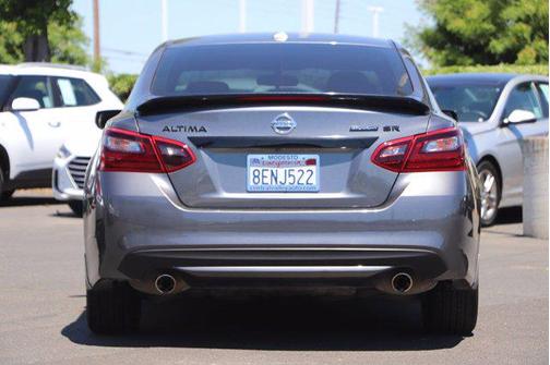 Gun Metallic 2018 Nissan Altima 2.5 SR