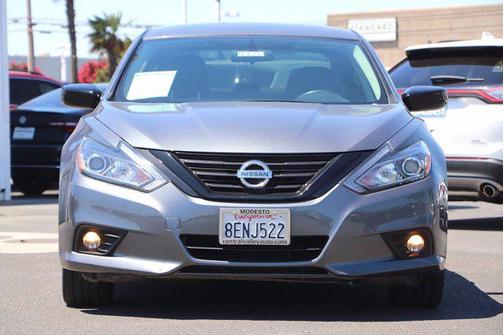 Gun Metallic 2018 Nissan Altima 2.5 SR