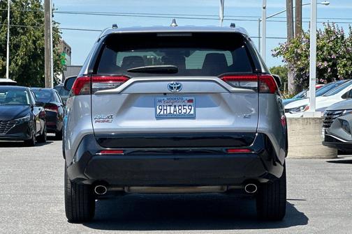 Silver Sky Metallic 2022 Toyota RAV4 Prime SE
