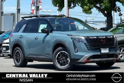Baltic Teal/Super Black 2026 Nissan Pathfinder Rock Creek