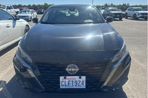 Black 2024 Nissan Altima 2.5 SR