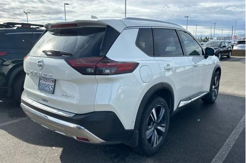2021 Nissan Rogue Platinum
