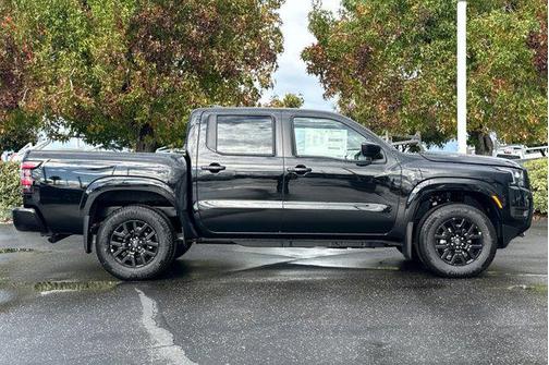 Super Black 2026 Nissan Frontier SV
