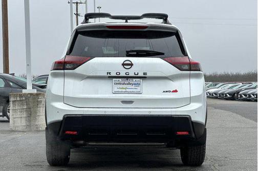 Everest White Pearl Tricoat 2026 Nissan Rogue Rock Creek