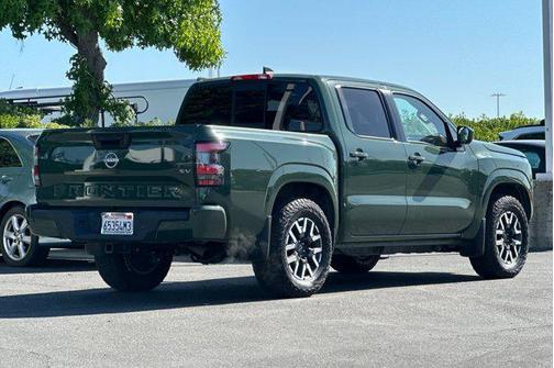Tactical Green Metallic 2022 Nissan Frontier SV