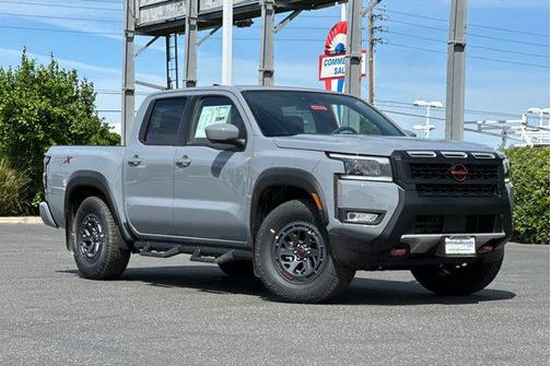 Boulder Gray Pearl 2026 Nissan Frontier PRO-X