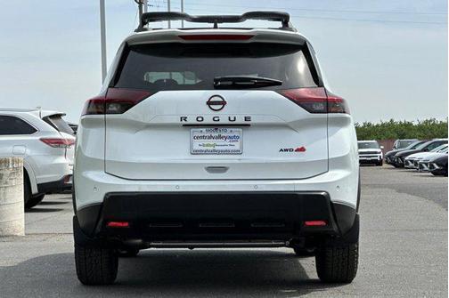 Everest White Pearl Tricoat 2026 Nissan Rogue Rock Creek