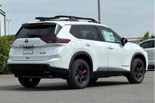 Everest White Pearl Tricoat 2026 Nissan Rogue Rock Creek