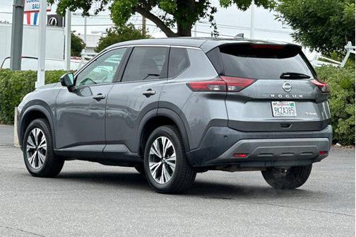 Gun Metallic 2021 Nissan Rogue SV