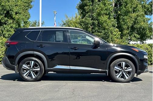 2021 Nissan Rogue Platinum
