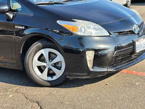 2014 Toyota Prius Three