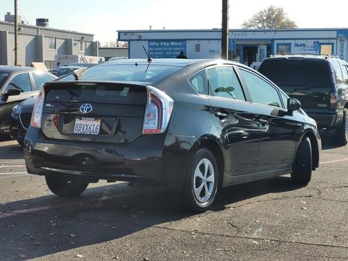 2014 Toyota Prius Three