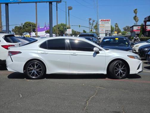 2018 Toyota Camry XSE