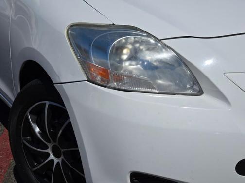 2012 Toyota Yaris Base