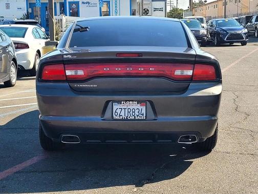 2013 Dodge Charger SE