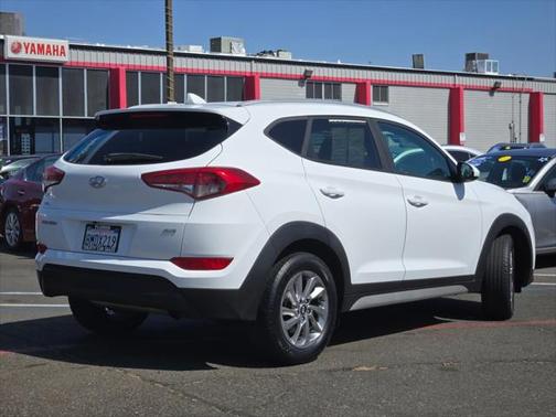 2018 Hyundai TUCSON SEL
