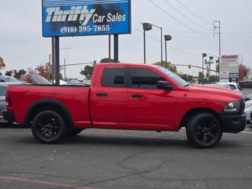 2022 RAM 1500 Classic SLT