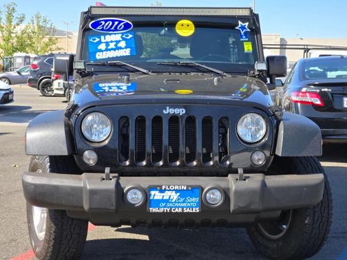 2016 Jeep Wrangler Unlimited Sport