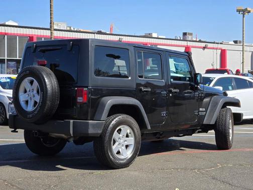 2016 Jeep Wrangler Unlimited Sport
