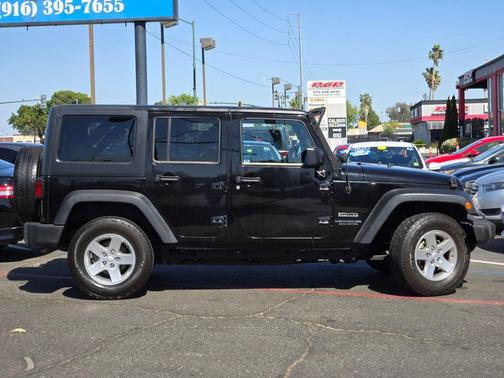 2016 Jeep Wrangler Unlimited Sport