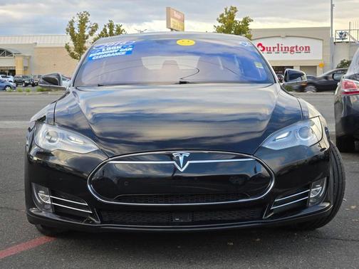 2016 Tesla Model S 85D