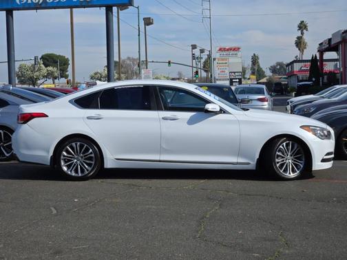 2015 Hyundai Genesis 3.8