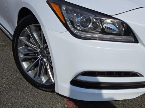 2015 Hyundai Genesis 3.8