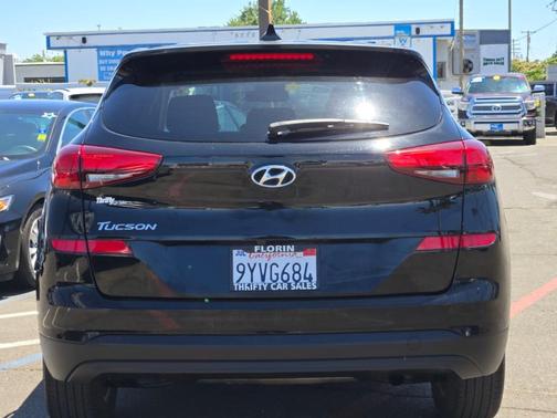 Black Noir Pearl 2019 Hyundai TUCSON SE