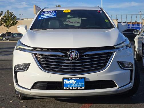 2022 Buick Enclave Essence