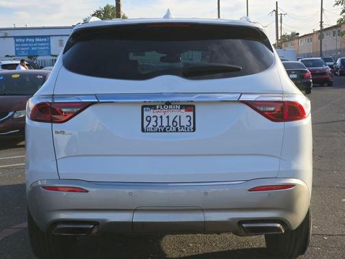2022 Buick Enclave Essence