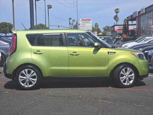 2015 Kia Soul +