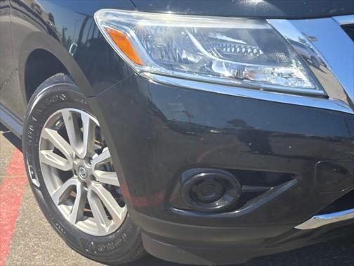 2014 Nissan Pathfinder SV