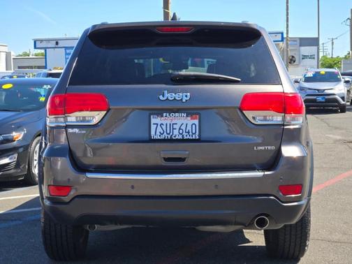 Granite Crystal Clearcoat Metallic 2016 Jeep Grand Cherokee Limited