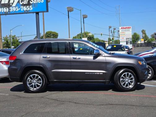 Granite Crystal Clearcoat Metallic 2016 Jeep Grand Cherokee Limited