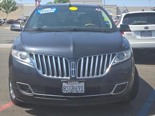 2013 Lincoln MKX Base