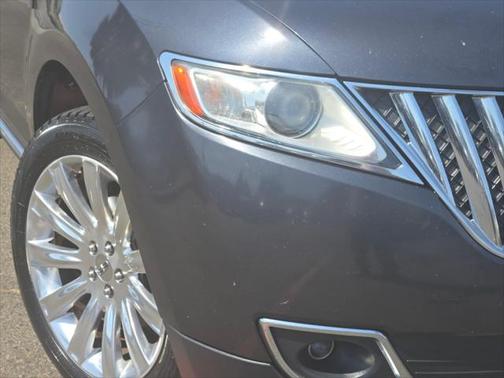 2013 Lincoln MKX Base