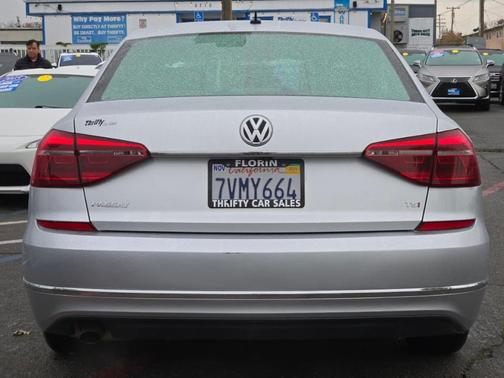 2017 Volkswagen Passat 1.8T S